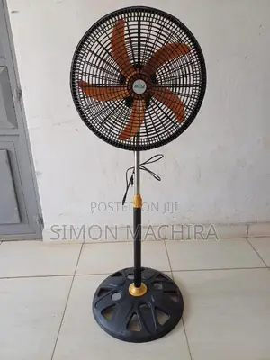 18 Inch Standing Fan With Round Base