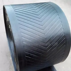 B1200 Wide Herringbone Antiskid Pattern Conveyor Belt