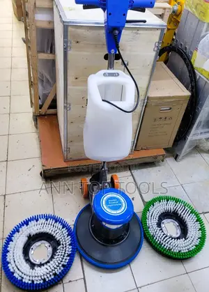 Floor Scrubbing Machine