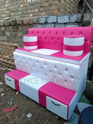 Pedicure Seat Seater, White and Pink With Drawers 