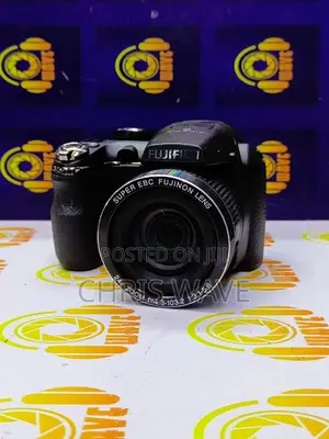 Fujifilm Sharp Camera