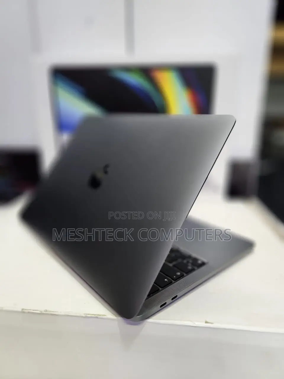 Laptop Apple MacBook Pro 2020 8GB Intel Core I5 SSD 256GB