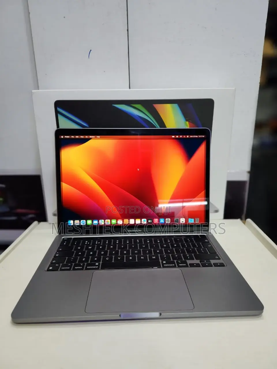Laptop Apple MacBook Pro 2020 8GB Intel Core I5 SSD 256GB