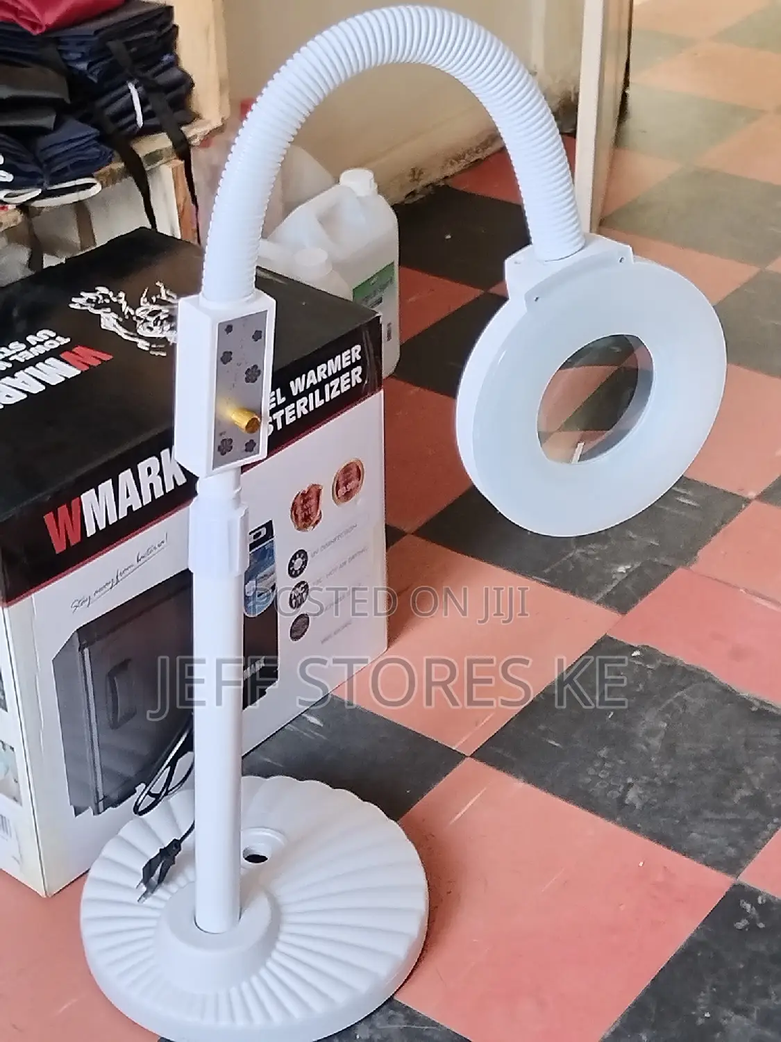 Led Stand Magnifying Lamp