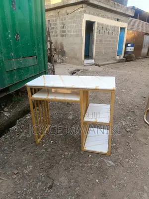 Manicure Marble Table, With Shelves 