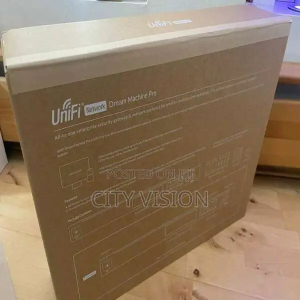 Ubiquiti Dream Machine Propre-Installed Unifi Network !!