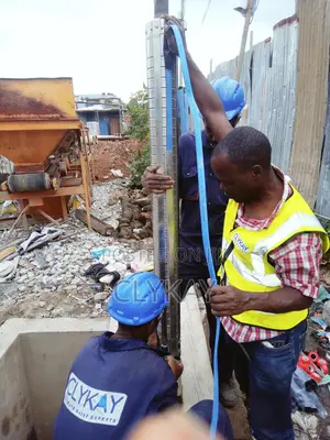 Submersible Borehole Pump Installation and Pump Lowering