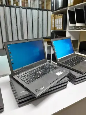 Laptop Lenovo ThinkPad 240X 8GB Intel Core I5 HDD+SSD 500GB