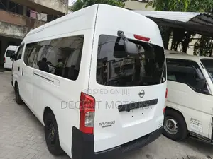 Nissan Caravan (Urvan) 2018 White
