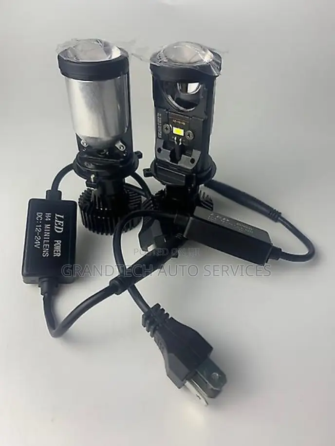 Y8 Mini Bi Led Projector