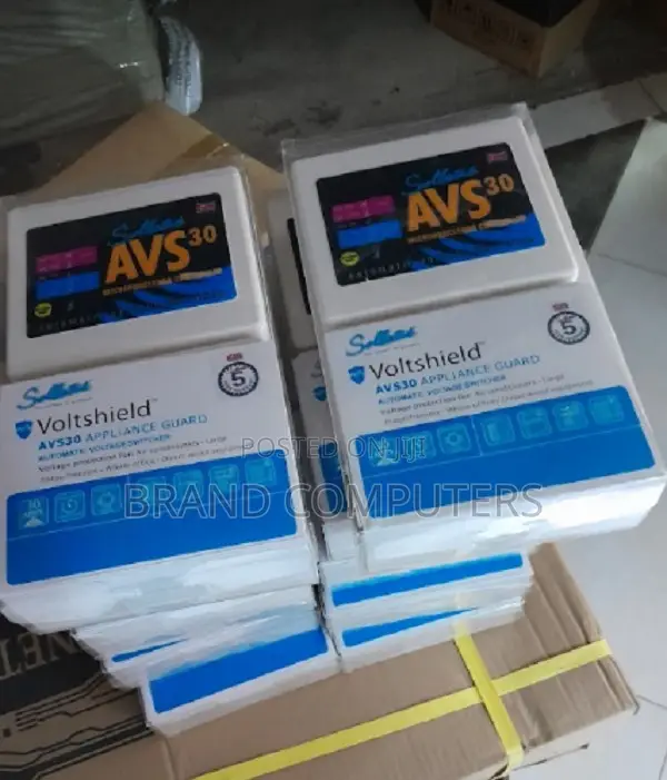 Sollatek AVS30 Automatic Voltage Switcher/Voltage Guard