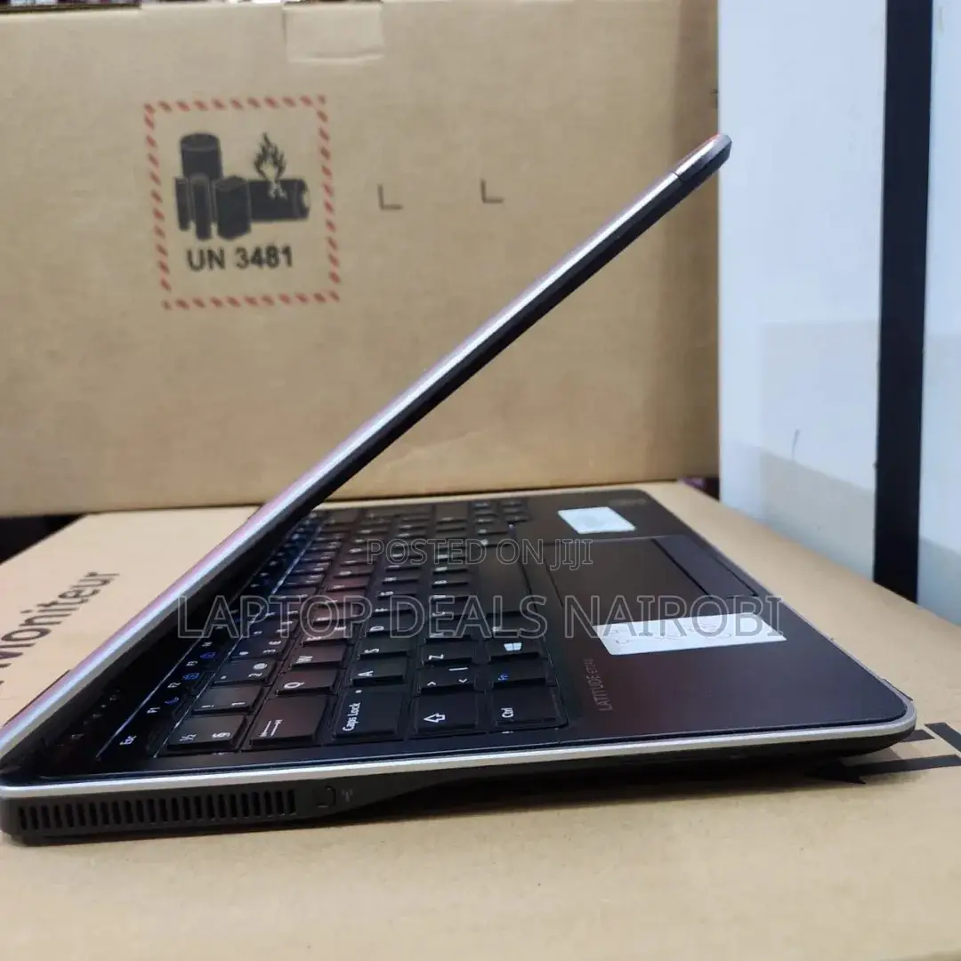 Laptop Dell Latitude E7240 8GB Intel Core I5 SSD 256GB