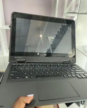 Laptop Lenovo Yoga 11e 4GB Intel Celeron SSD 256GB