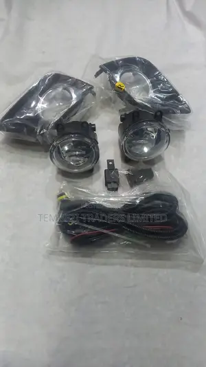Prado Fj 150 Fog Lights Complete Wiring/Housing and Lights