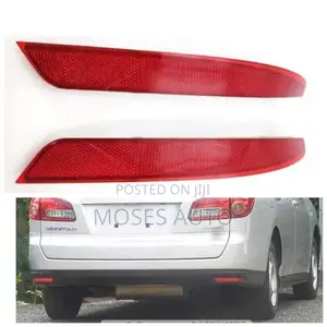 Nissan Wing Road Y12 Bumper Reflector