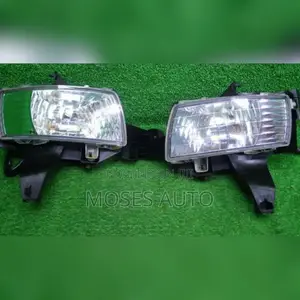 Toyota Isis Fog Lights