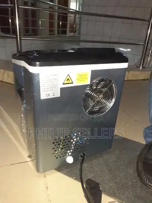 Ice Maker Big Size (25kgs / 24hrs)