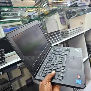 Laptop Lenovo ThinkPad 11e 4GB Intel Celeron SSD 128GB