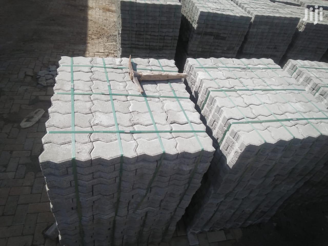 Cabro / High Quality Paving Blocks
