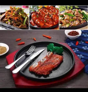 *Cast Iron Hot Sizzling Plate on Wooden Tray