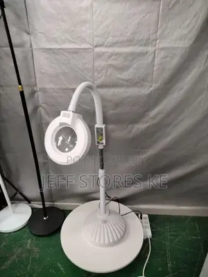 Adjustable Magnifying Lamp With Led
