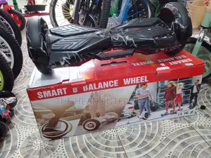 8 Inch Hoverboard, Rechargeable,Upto 110 Kg Weight Load.New*