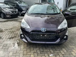 Toyota Aqua 2017 Purple
