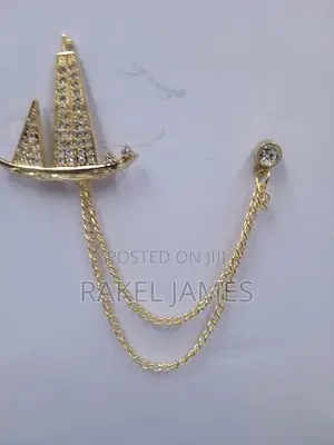 Gold Brooch Chains