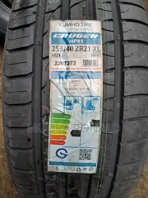 255/40r21 Kumho Tyre Made in Korea