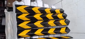 Durable Rubber Corner Guards for Garages Warehouses