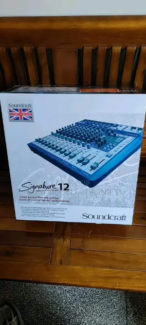 Signature 12 Soundcraft Mixer