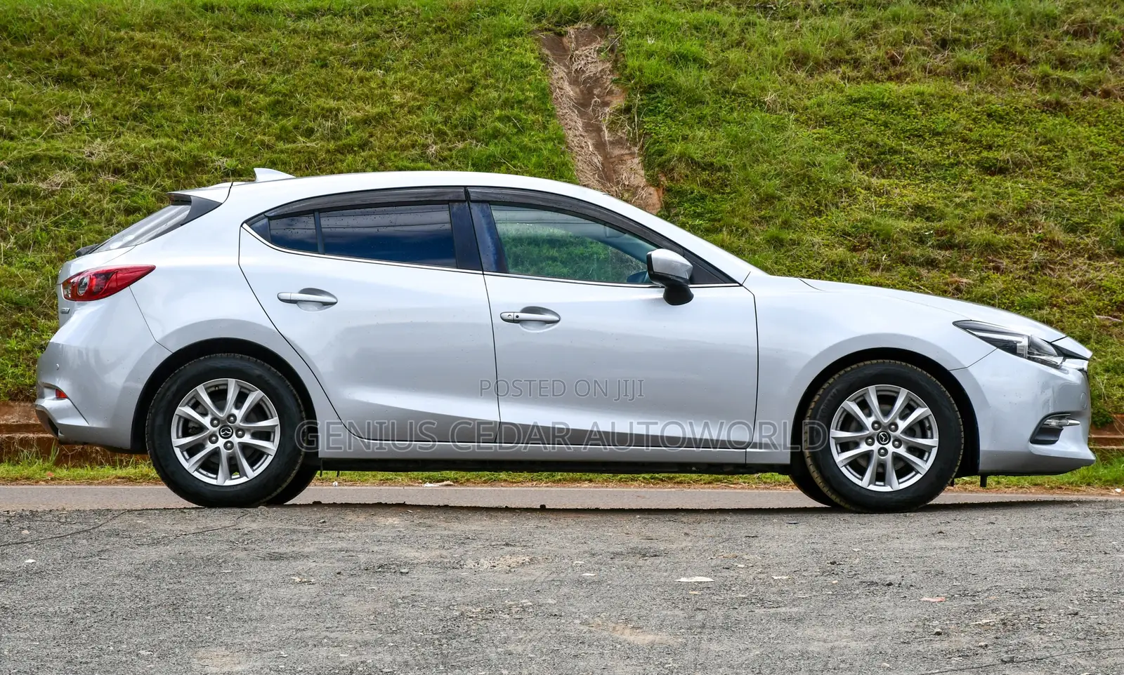 Mazda Axela 2017