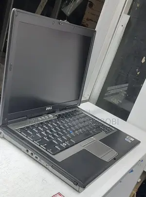 Laptop Dell Latitude D630 4GB Intel Core 2 Duo HDD+SSD 500GB