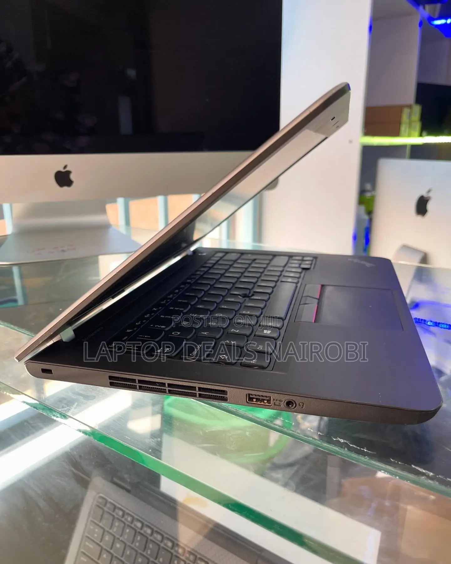 Laptop Lenovo 8GB Intel Core I3 HDD+SSD 500GB