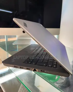 Laptop Lenovo 8GB Intel Core I3 HDD+SSD 500GB