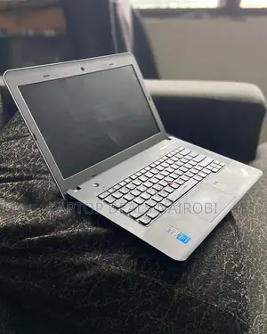 Laptop Lenovo ThinkPad 11e 4GB Intel Celeron HDD+SSD 128GB