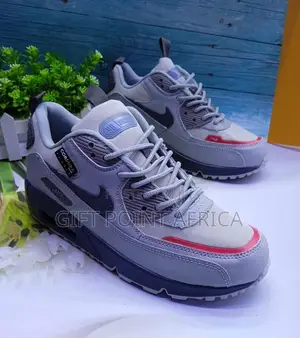 Grey Airmax 90 Sneakers