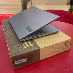 New Laptop Lenovo ThinkBook 15 8GB Intel Core I5 SSD 512GB