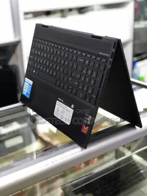 Laptop HP Envy X360 8GB AMD Ryzen 5 SSD 256GB