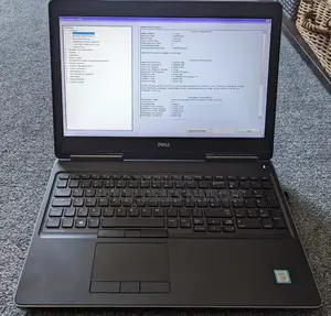 Laptop Dell Precision 7510 32GB Intel Xeon HDD+SSD 512GB