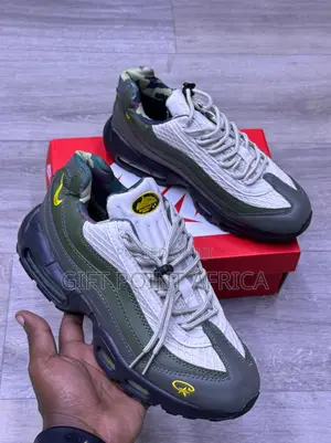 Nike Air Max 95 Sneakers