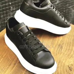 Alexander McQueen Sneakers