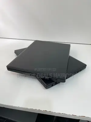 Laptop Dell Inspiron 11 3179 8GB Intel Core I5 SSD 256GB