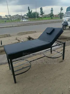 Massage Bed, Black Plain Big Size