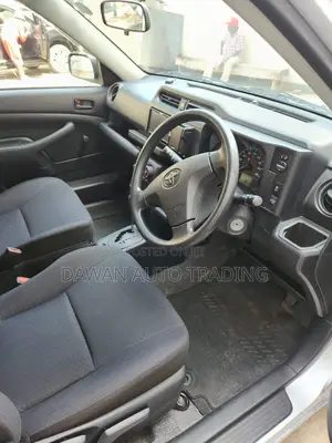 Toyota Probox 2018 Silver