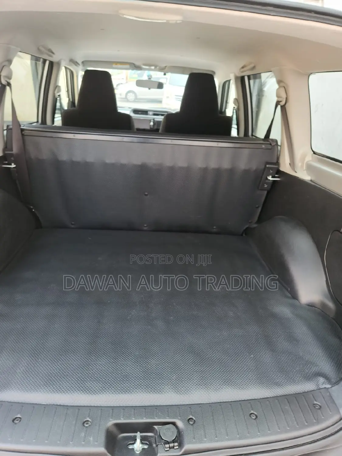 Toyota Probox 2018 Silver