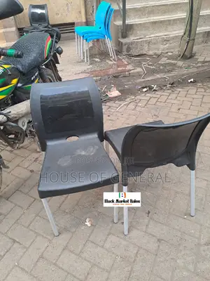 Strong Armless Plastic Chair With Metal Legs