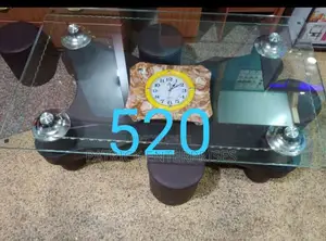 Imported Modern Puff Coffee Table With 4 Stools