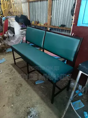 Waiting Bench, Green Colour 3 Seater