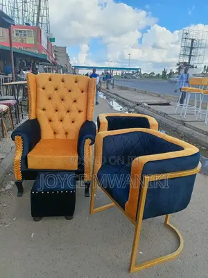Pedicure Seat, Puff and 2 Manicure Seat, Black and Gold 